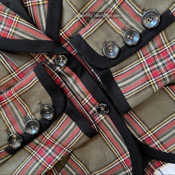 L.A.M.B. by Gwen Stefani Plaid Wool Blazer — Fall 2006 Showroom Collection - Picture 10 of 13